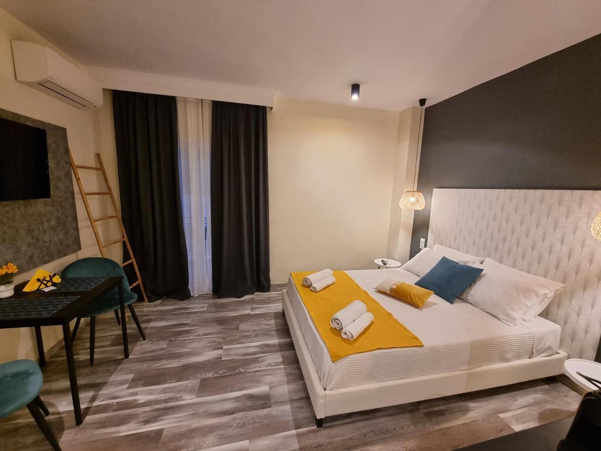 Space * Giannitsa